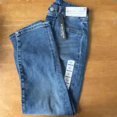 UNIQLO ウルトラストレッチ ハイライズスリムフィットパンツ 140cm