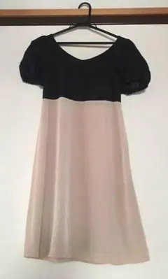 【値下げ】ルビーリベットのドレスのサムネイル