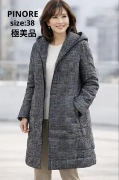 PINORE/フード付ブラック・ホワイト チェックダウン・フェザージャケット