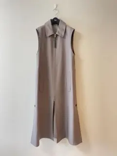 【美品】THE RERACS グレージュ　ジップアップジレのサムネイル