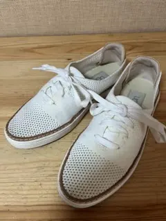 n29/UGG（アグ）メッシュニット・レースアップスニーカーピンケット22.5㎝のサムネイル