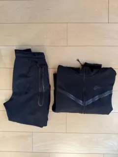 Nike テックフリース　セットアップ　黒
