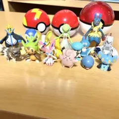 ポケモン　フィギュア　15匹セット　モンスターボール付き