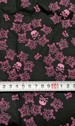 ☠️ドクロ☠️ガイコツ☠️スカル☠️ローズ●ネオンカラー●黒×ピンク系●９０ｃｍ