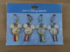 【新品未使用】　ミッキー型　キーホルダー　ストラップ　４個セット