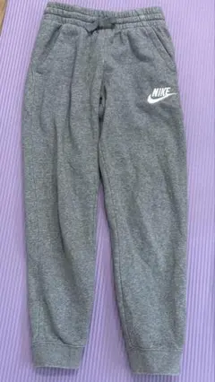 Nike グレー ロングパンツ 裏起毛 M（140〜150）