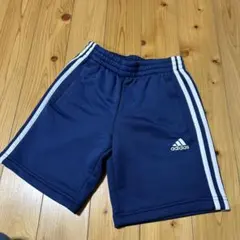 adidas ハーフパンツ サイドライン ネイビハーフパンツ150サイズ