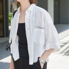 スピック&スパン TICCA 別注 リネン半袖エンブロイダイリーシャツ 24SS TICCA / ティッカ 別注リネン半袖エンブロイダイリーシャツ