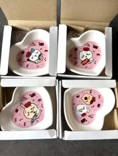 ちいかわ　ロッテコラボ　バレンタイン　ハートプレート　4枚セット