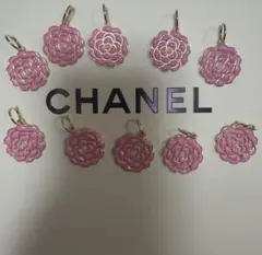 シャネルCHANEL 2026 母の日 限定チャーム カメリア 20個 - メルカリ