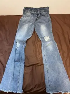 Item thumbnail for item fbfbebf7-dd00-4685-94d6-10672ad80f4e