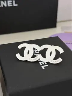CHANEL ダブルCロゴ シルバーピアス