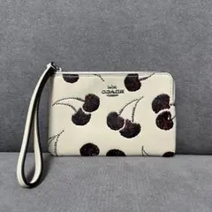 コーチ　コーナージップリストレット　チェリー柄　さくらんぼ柄　ラメ　ポーチ