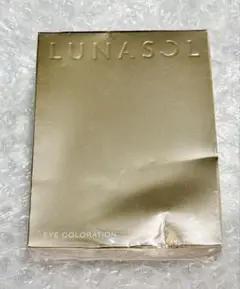ルナソル　アイカラーレーション　15 箱凹み　新品
