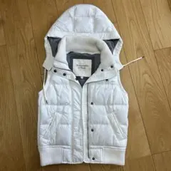 Abercrombie&Fitch　ダウンベスト　ホワイト　レディース