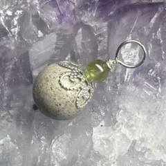 ✨北投石＆ペリドット✨　ペンダントトップ　天然石