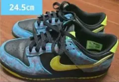 Item thumbnail for item 1cdb9e89-d042-4cb1-83d0-d61410e8c64f