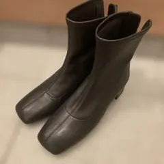 Odette e Odile オデット エ オディール　ショートブーツ