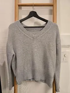 ユナイテッドアローズ　ウール・カシミヤ混合 Vネックセーター グレー