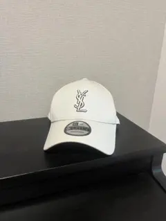 正規品　SAINT LAURENT New Era 9FORTY キャップのサムネイル