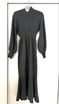 Natural Beauty Basicフード付きニットワンピース