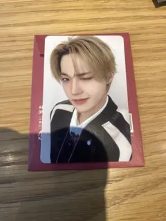 TREASURE ドヨン 10000円 1万円 トレカ