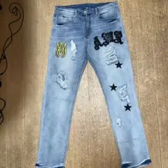 アミリ　デニムパンツ 星柄 ワッペン メンズのサムネイル