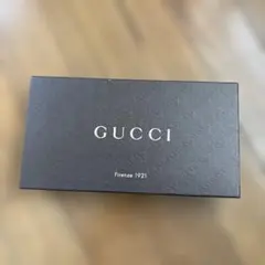 GUCCI ギフトボックス 中型 茶