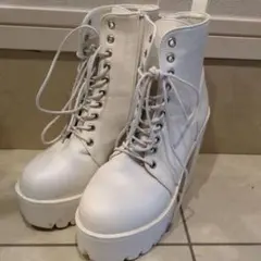 【ほぼ未使用】厚底防水プラットフォームブーツ レディースブーツ ホワイト白