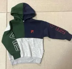 新品未使用　FILA フィラ　キッズ　スウェットパーカー 120