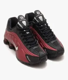 Nike Shox 赤/黒 ランニングシューズ
