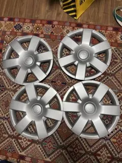 トヨタ ハイエース 200系 純正ホイールキャップ 4枚セット - メルカリ