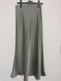 DHOLIC ディーホリック　lanette サテンロングスカートのサムネイル