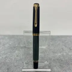 Pelikan 万年筆 グリーンマーブル ゴールドトリム P381 - メルカリ