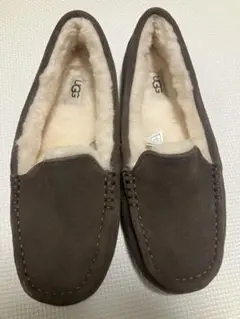 2025年最新】UGGモカシンの人気アイテム - メルカリ