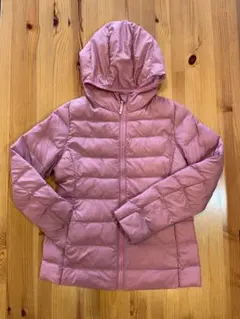 ユニクロ　フード付きダウンコート 140