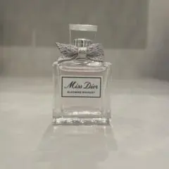 【新品未使用】ミス　ディオール　 ブルーミングブーケ　ミニボトル　5ml
