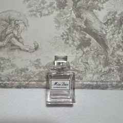 ミスディオール　ブルーミング　ブーケ　オードゥトワレ　5ml