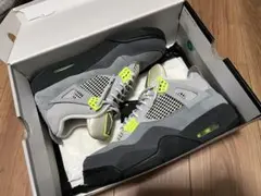 Nike Air Jordan 4 Retro グレー　イエロー ネオン