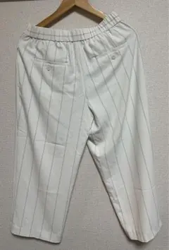 ユニクロ ワイドパンツ