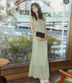ココディール 花柄シャーリングワンピース