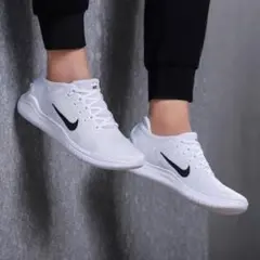 本日限定価格【新品未使用】【廃盤】NIKE FREERN2018ホワイトブラック