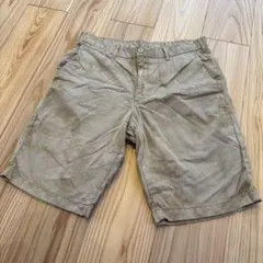 UNIQLO ベージュ ショートパンツ Mサイズ