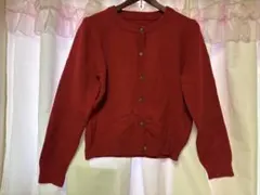 赤 ニットカーディガン