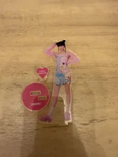 2026年最新】ルセラフィム ウンチェ アクスタの人気アイテム - メルカリ