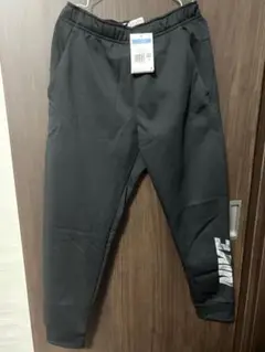 最安値！新品タグ付き！NIKE ブラック 裏起毛 長ズボンMサイズ