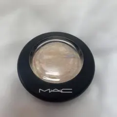 Item thumbnail for item bccfd622-18d3-41b4-86fb-de09d3d67577