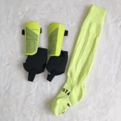 キッズ シンガード ソックスDECATHLON