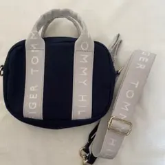 TOMMY HILFIGER サープラスクロスオーバーバッグ ネイビー