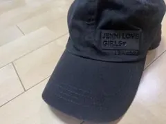 JENNI LOVE ブラックキャップのサムネイル